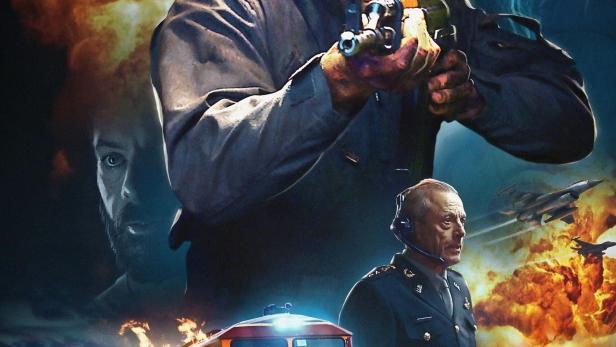 Das Filmplakat für „Search and Destroy“ zeigt einen Mann mit einer Waffe vor Explosionen und Hubschraubern.