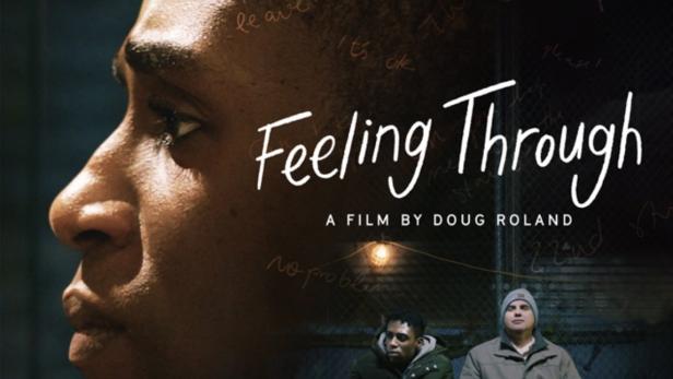 Das Filmplakat für „Feeling Through“ von Doug Roland zeigt zwei Männer, die an einer Bushaltestelle sitzen.