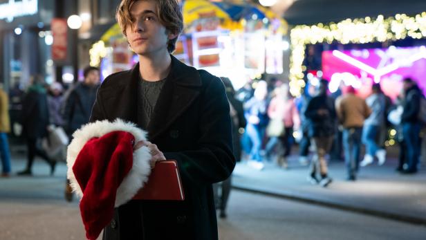 Die 6 Besten Weihnachtsserien Auf Netflix Film At