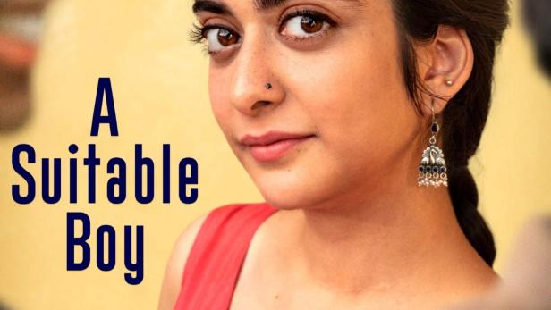 Eine junge Frau im Sari, zu sehen auf dem Filmplakat zu „A Suitable Boy“.