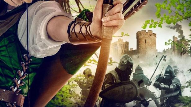 Eine Frau, verkleidet als Maid Marian, zielt mit Pfeil und Bogen auf eine Burg, während Krieger kämpfen.