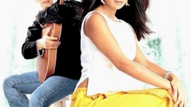 Das Filmplakat für „Phir Milenge“ zeigt Shilpa Shetty und einen Mann mit Gitarre.