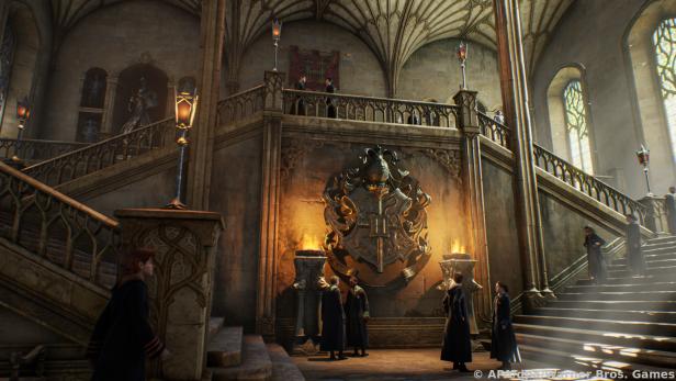Die Eingangshalle von Hogwarts gibt sich repräsentativ