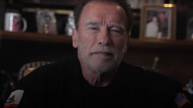 Arnold Schwarzenegger im Monolg über Hass und seinen Vater