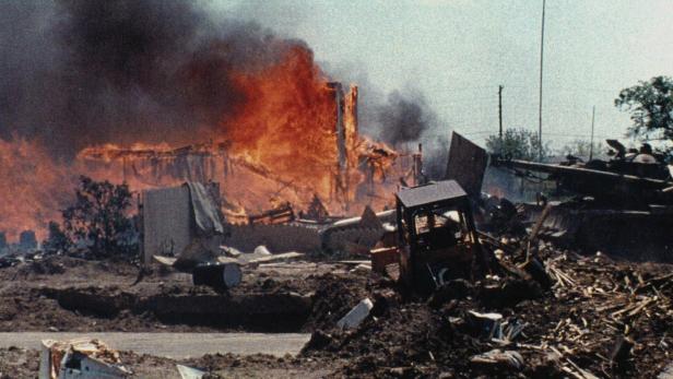 "Waco: American Apocalypse"