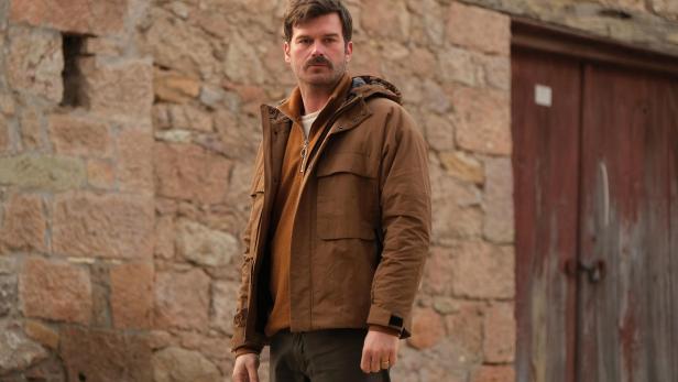 Kivanc Tatlitug als Yalin in "Boga Boga"