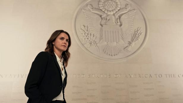 Keri Russell als Kate Wyler in "Diplomatische Beziehungen"