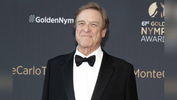 John Goodman posiert auf dem 61. Golden Nymph Award in Monte Carlo.
