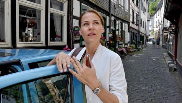 „Die Eifelpraxis: Chancen“: Vicky (Jessica Ginkel) arbeitet in Monschau.