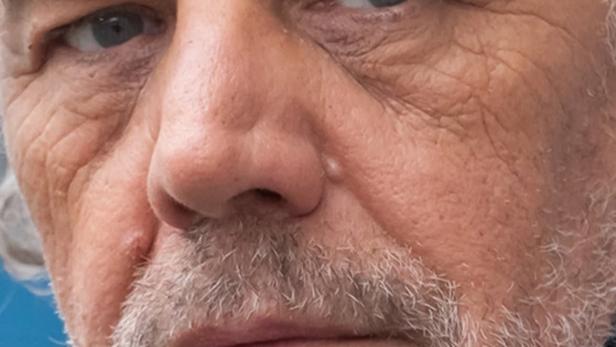 Ein Porträt von Christian Kohlund als Thomas Borchert in „Borchert und die bittere Medizin“.