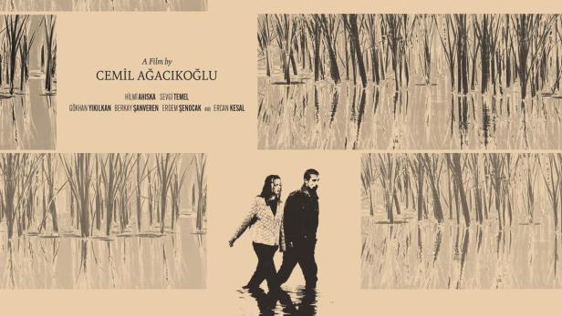 Das Filmplakat für „The Reeds“ zeigt ein Paar, das durch ein Schilffeld watet.