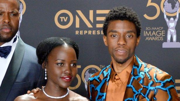 boseman-nyongo-black-panther.jpg