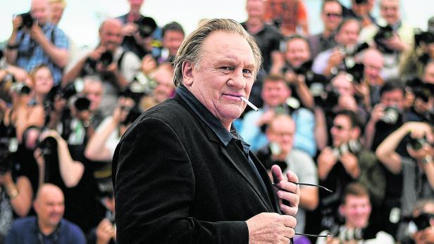 FILES-FRANCE-INVESTIGATION-ASSAULT-CINEMA-DEPARDIEU