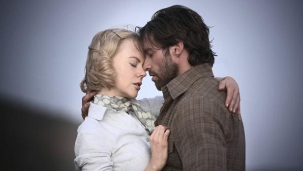 Hugh Jackman und Nicole Kidman verliebt im und ins Outback.