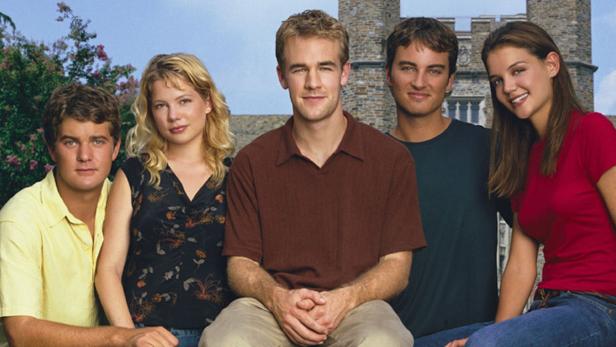 Von 1997 bis 2003 lief die Serie, 128 Folgen in sechs Staffeln wurden produziert, die sich um die Freunde Dawson, Joey, Pacey und ihrer Clique beim Erwachsenenwerden drehen.