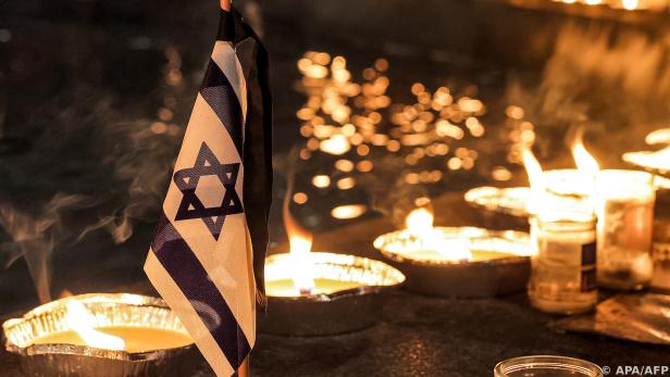 Israel korrigiert Totenzahl durch Hamas-Angriff auf 1.200 Israel korrigiert Totenzahl durch Hamas-Angriff auf 1.200