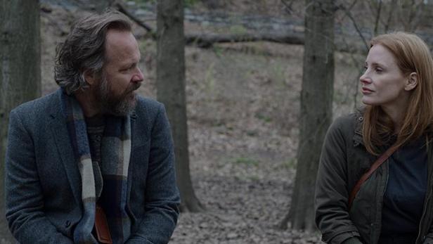 Peter Sarsgaard und Jessica Chastain in &quot;Memory&quot;.