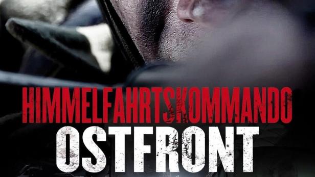 Das Filmplakat für „Himmelfahrtskommando Ostfront“ zeigt einen Soldaten im Krieg.