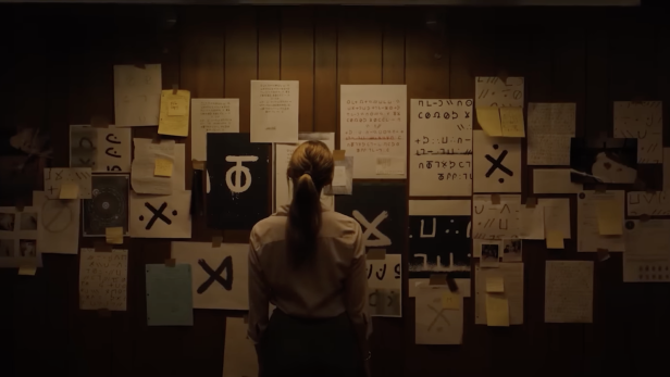 In "Longlegs" spielt Nicolas Cage einen Serienmörder.