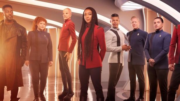 "Star Trek: Discovery": Captain Burnham (Sonequa Martin-Green) und ihre Crew. 