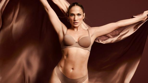 &quot;Umarme deine Kraft&quot;: Jennifer Lopez macht Werbung für Dessous.