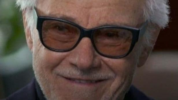 Porträt von Harvey Keitel mit Brille.