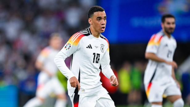 Jamal Musiala im Trikot der deutschen Nationalmannschaft.