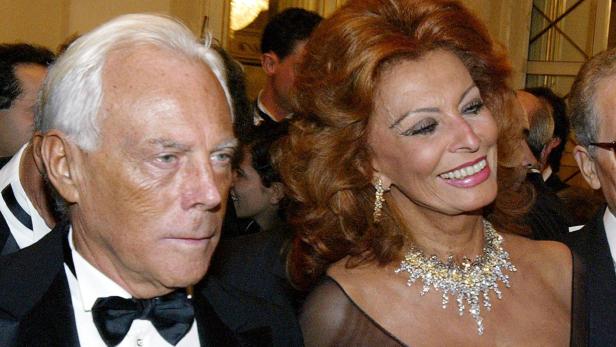 Sophia Loren und Giorgio Armani im Jahr 2004