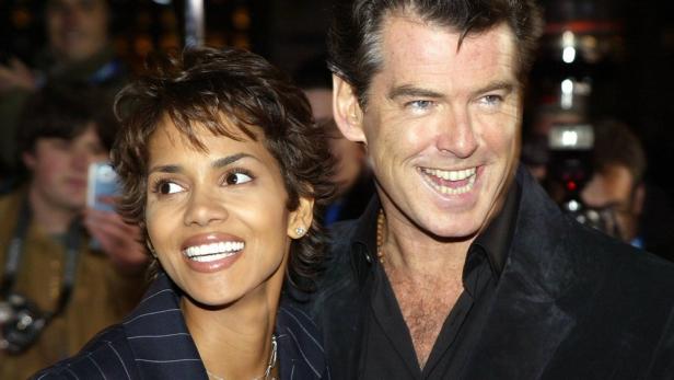 halle-berry-pierce-brosnan.jpg