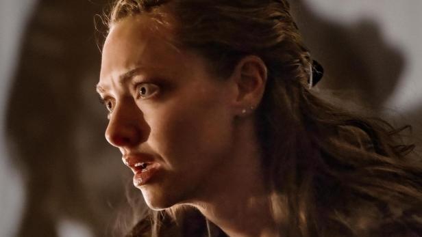 Das Filmplakat für „Seven Veils“ mit Amanda Seyfried in der Hauptrolle.