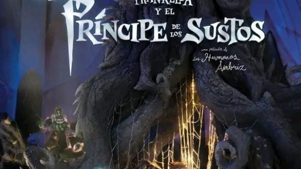 Das Filmplakat für „Frankelda y el Príncipe de los Sustos“ zeigt animierte Figuren vor einem unheimlichen Baum.
