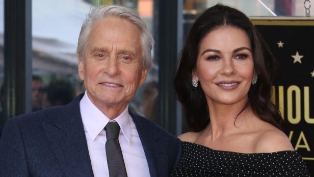 michael-douglas-catherine-zeta-jones.jpg