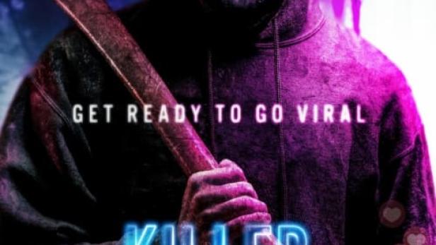 Ein Mann mit Maske und Axt auf dem Filmplakat für „Killer Influence“.