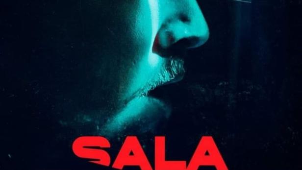 Ein Messer wird in das Auge eines Mannes auf dem Filmplakat zu „Sala Escura“ gestoßen.