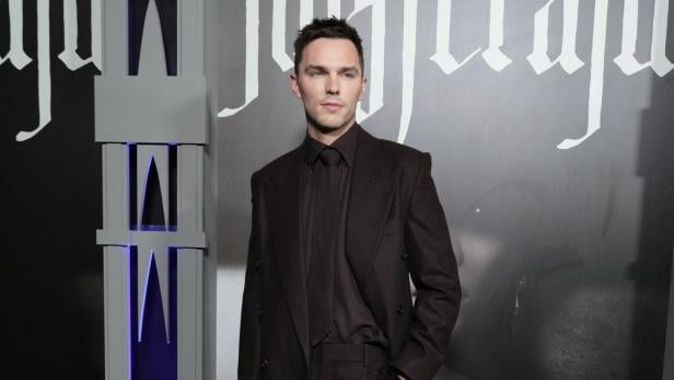 nicholas-hoult.jpg