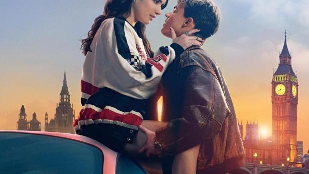 Das Filmplakat für „My Fault: London“ zeigt zwei junge Menschen vor der Skyline von London.