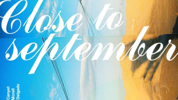 Das Filmplakat für „Close to September“ zeigt einen jungen Mann mit einem „Brasil“-Tanktop.