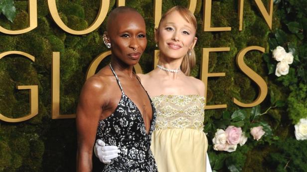 ariana-grande-cynthia-erivo.jpg
