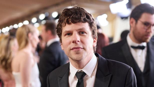 Jesse Eisenberg auf dem roten Teppich.