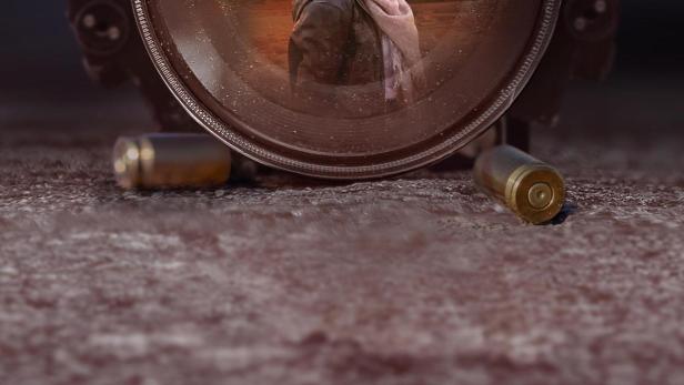 Das Filmplakat für „Last Take: Rust and the Story of Halyna“ zeigt eine Frau im Fadenkreuz.