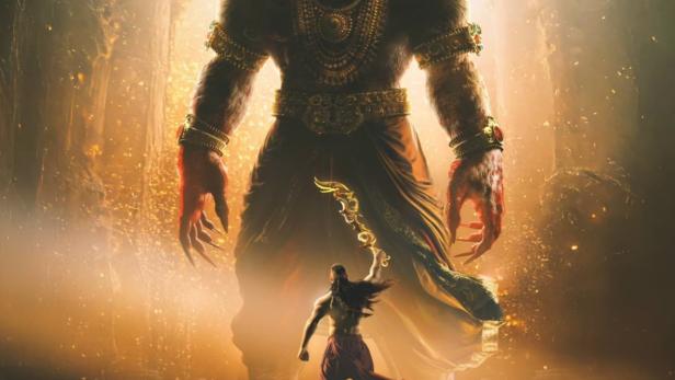 Ein Mann steht vor der riesigen Gestalt von Narasimha, einer hinduistischen Gottheit.