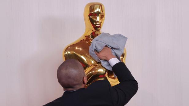 oscar-statue.jpg