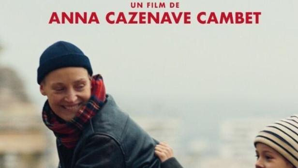 Das Filmplakat für „Love Me Tender“ mit Vicky Krieps und einem Kind.