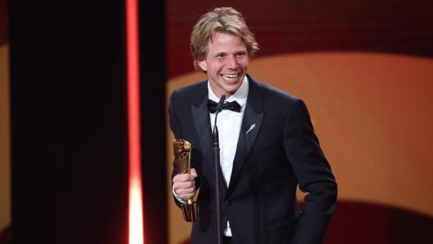 Tim Fehlbaum mit dem Deutschen Filmpreis 2025.