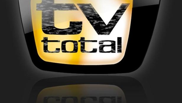 Das stilisierte „TV total“-Logo mit Teufelshörnern auf schwarzem Hintergrund.