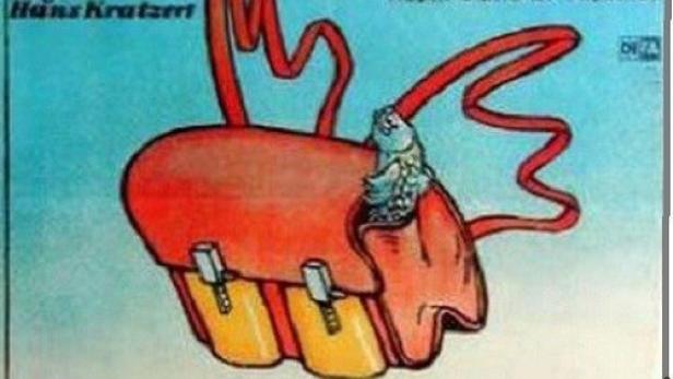 Das Filmplakat für „Ein Sonntagskind, das manchmal spinnt“ zeigt eine fliegende Schultasche.