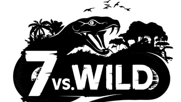 Logo der Serie „7 vs. Wild Amazonas“ mit einer Schlange und Dschungelmotiven.