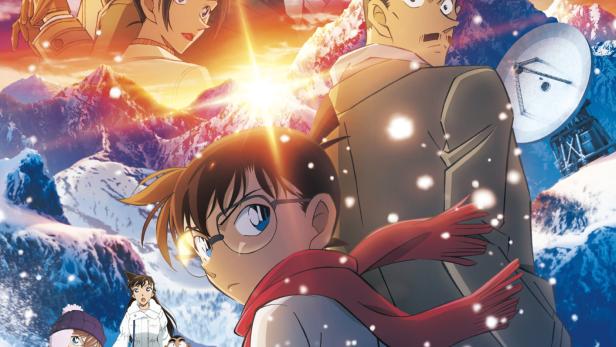 Das Poster für „Detektiv Conan – The Movie: Der Flashback des Einäugigen“ zeigt verschiedene Charaktere vor einer verschneiten Berglandschaft.