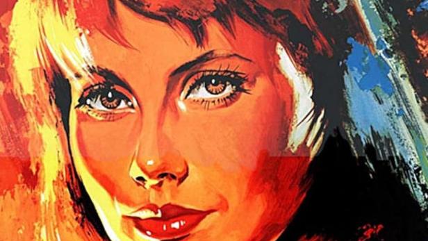 Das Filmplakat für „Das Mädchen vom Moorhof“ zeigt das Porträt einer jungen Frau.