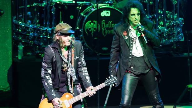 johnny-depp-alice-cooper.jpg johnny-depp-alice-cooper.jpg